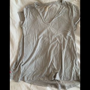 Lily Pulitzer t shirt